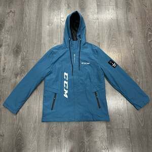 Mens UofM CCM Rain Jacket Windbreaker Size M